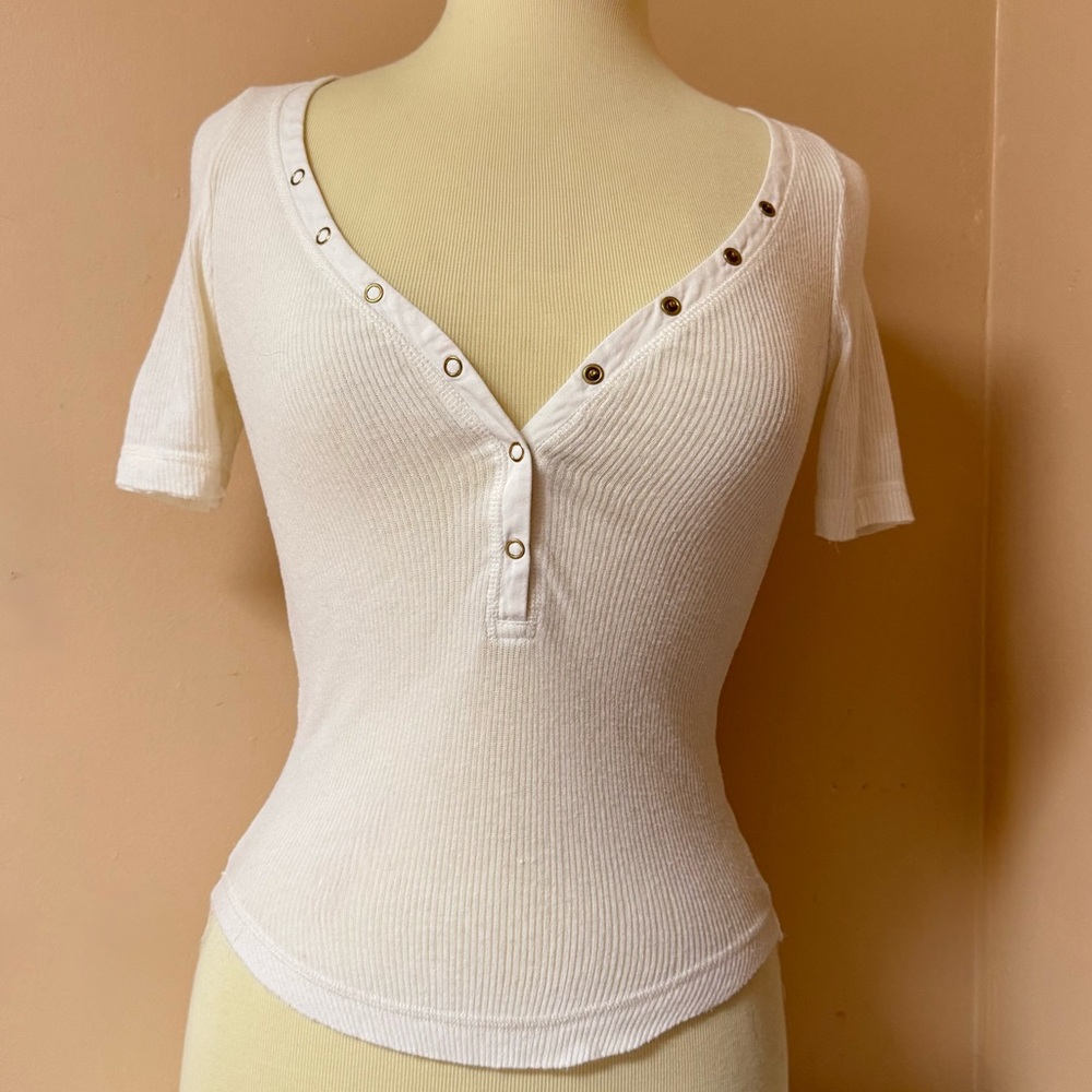 Cream white stretchy Henley Top xs